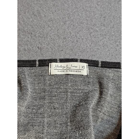 Haley & June Extra Small Women Crop Top Black White Tank Crop Top - Picture 2 of 9